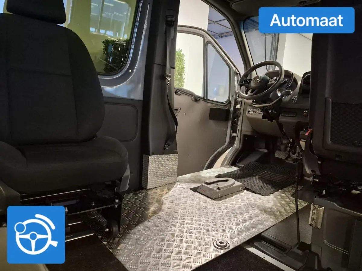 L1H1 Rolstoelbus Automaat - Zelfrijder