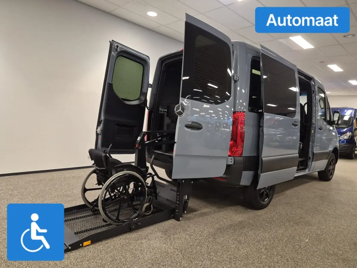 L1H1 Rolstoelbus Automaat - Zelfrijder