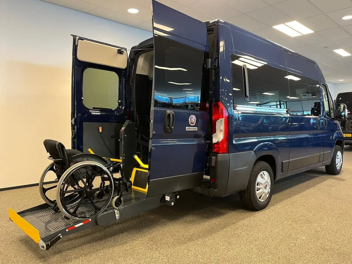 L2H2 Rolstoelbus Rolstoel geschikt