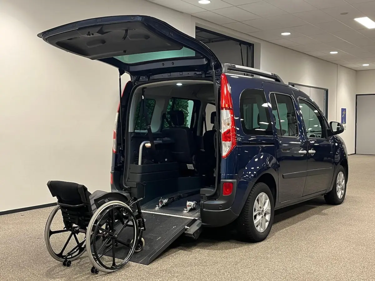 Rolstoelauto Automaat + Luchtvering + Handbediening HBR+SG