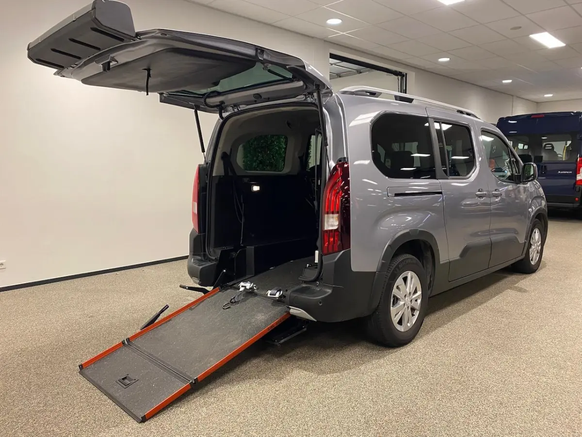 L2 Rolstoelauto Automaat 5+1