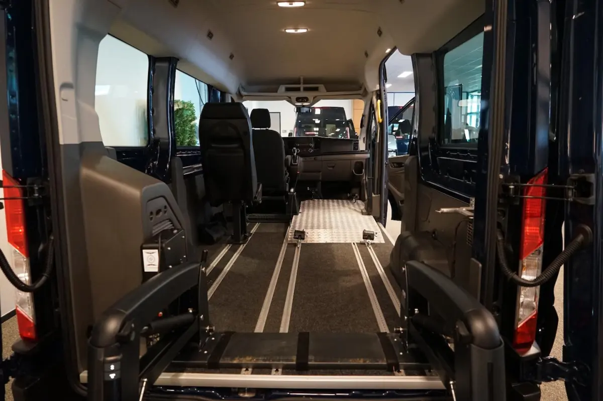 L2H2 Rolstoelbus Automaat