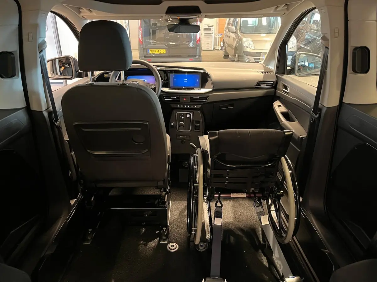 L2 Rolstoelauto Automaat Rolstoel voorin - Zelfrijder of meerijder