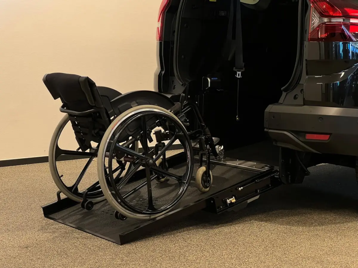 Rolstoelauto 5+1