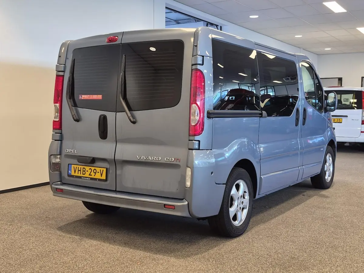L1H1 Rolstoelbus Automaat 4+1 (airco)