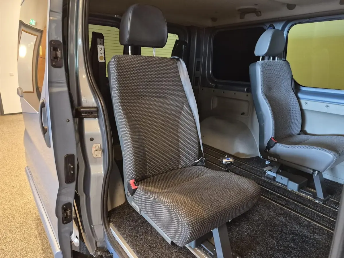 L1H1 Rolstoelbus Automaat 4+1 (airco)