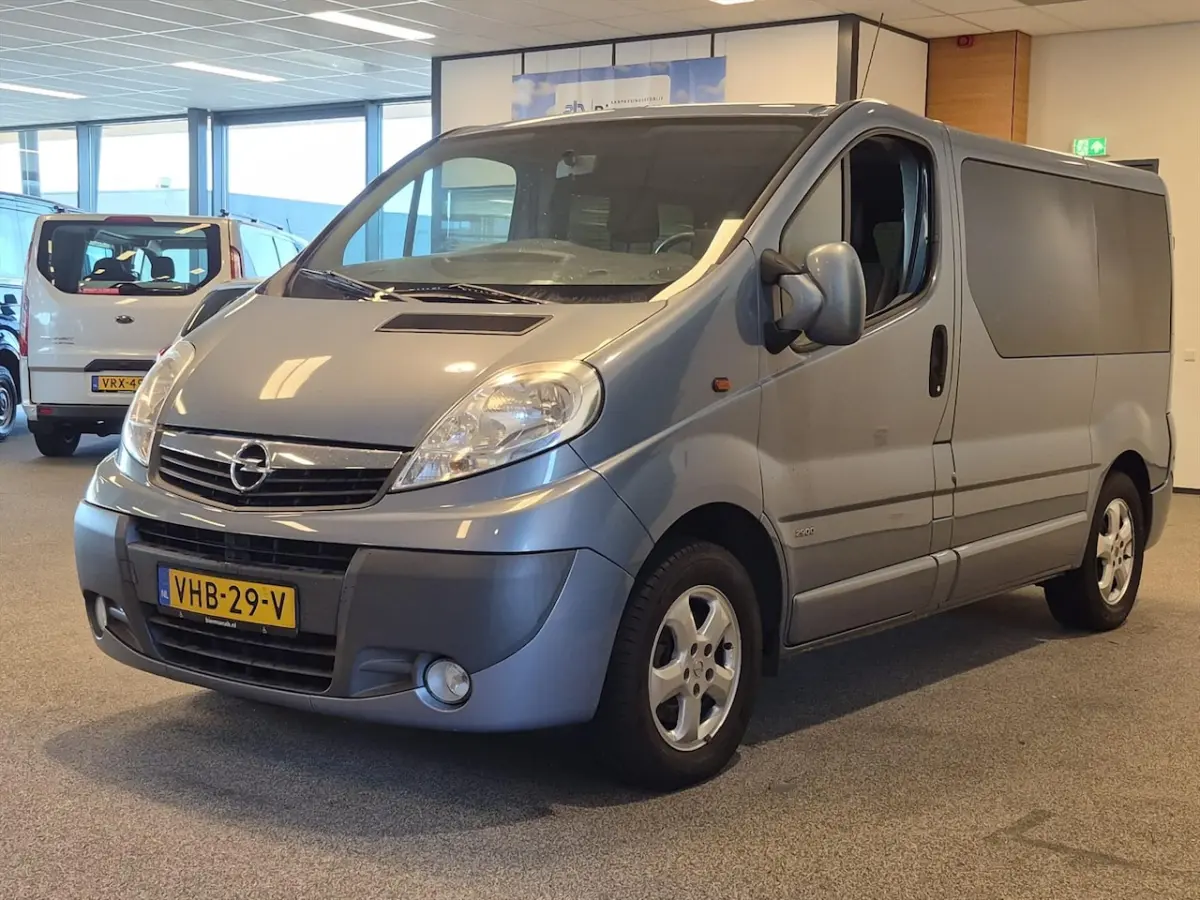 L1H1 Rolstoelbus Automaat 4+1 (airco)