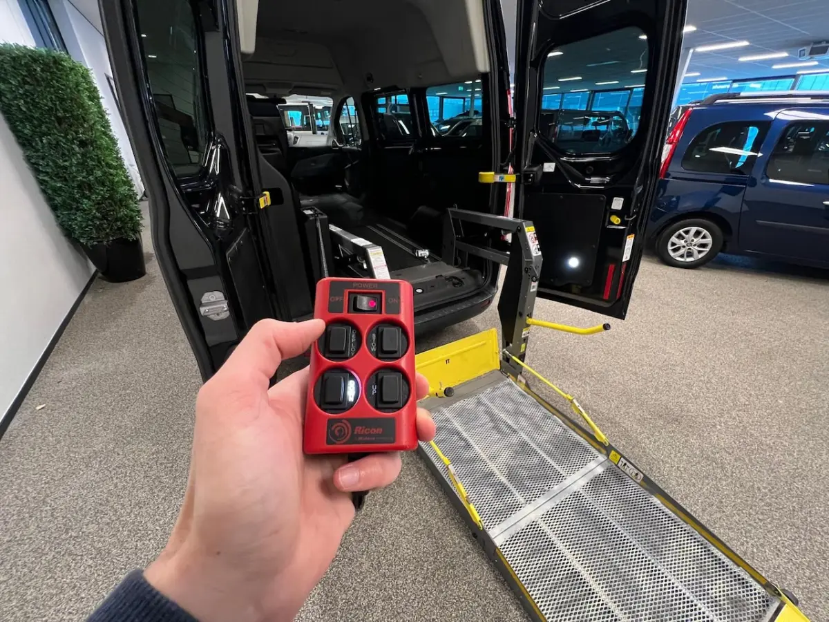 L1H2 Rolstoelbus