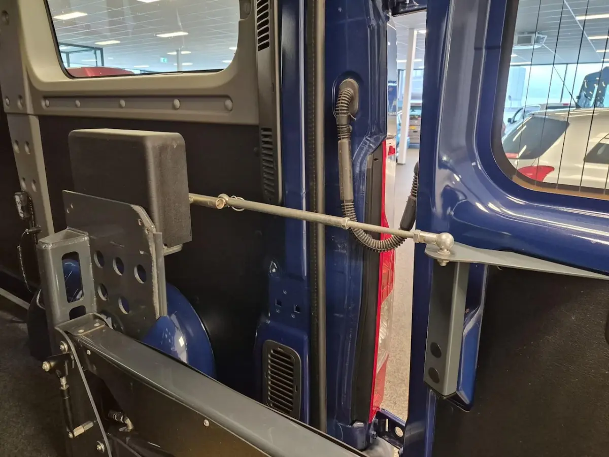 L1H1 Rolstoelbus Automaat