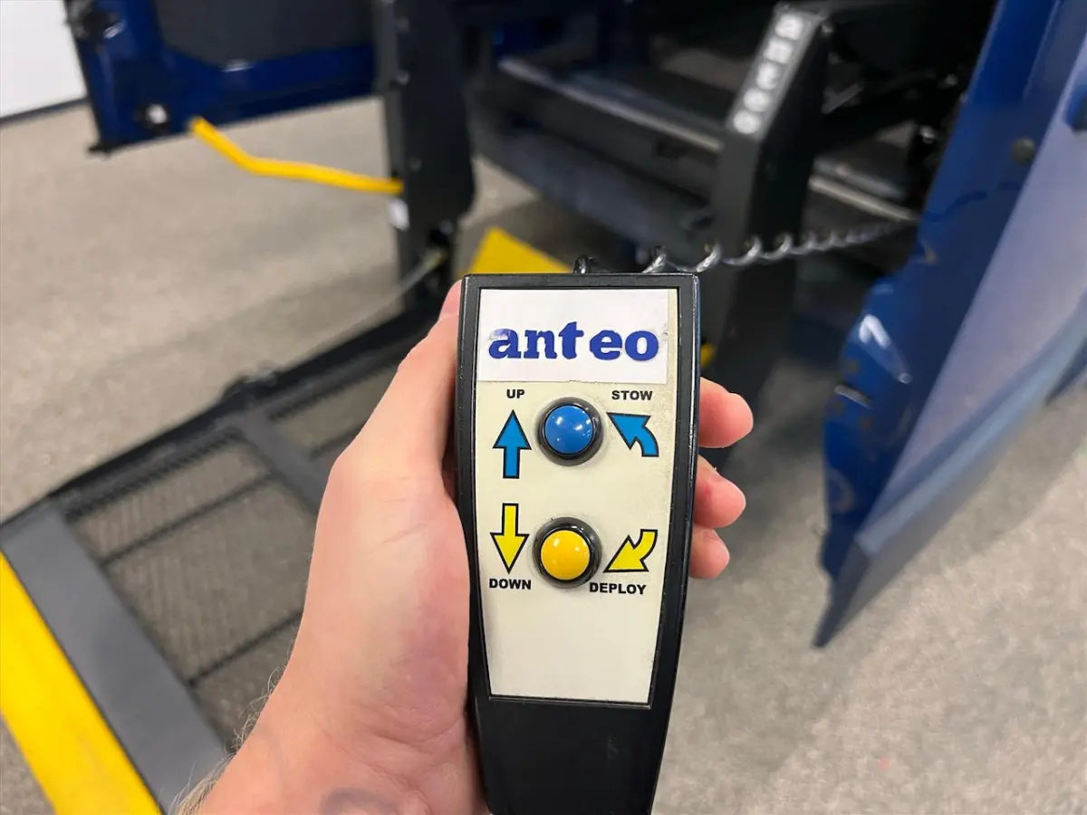 L1H1 Rolstoelbus Automaat (airco)
