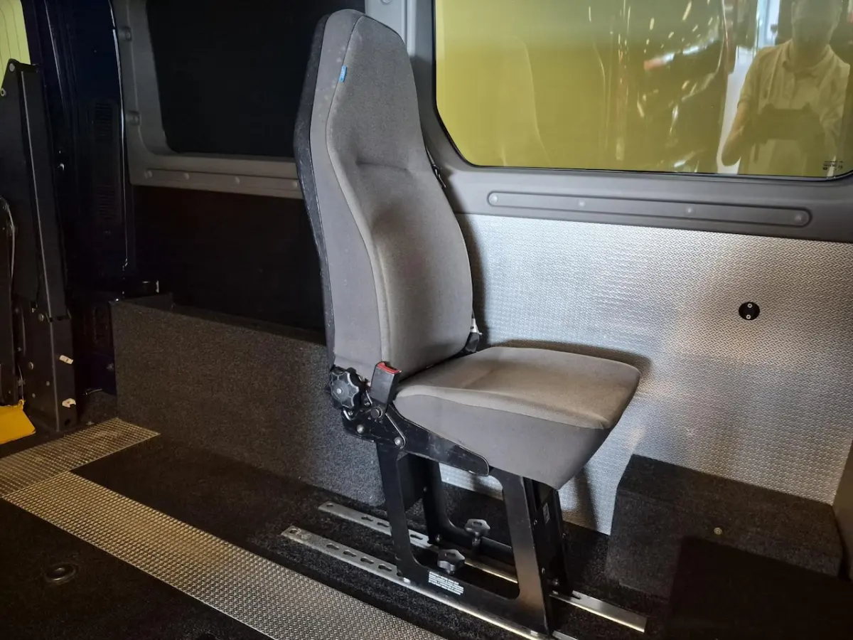 L1H1 Rolstoelbus Automaat (airco)