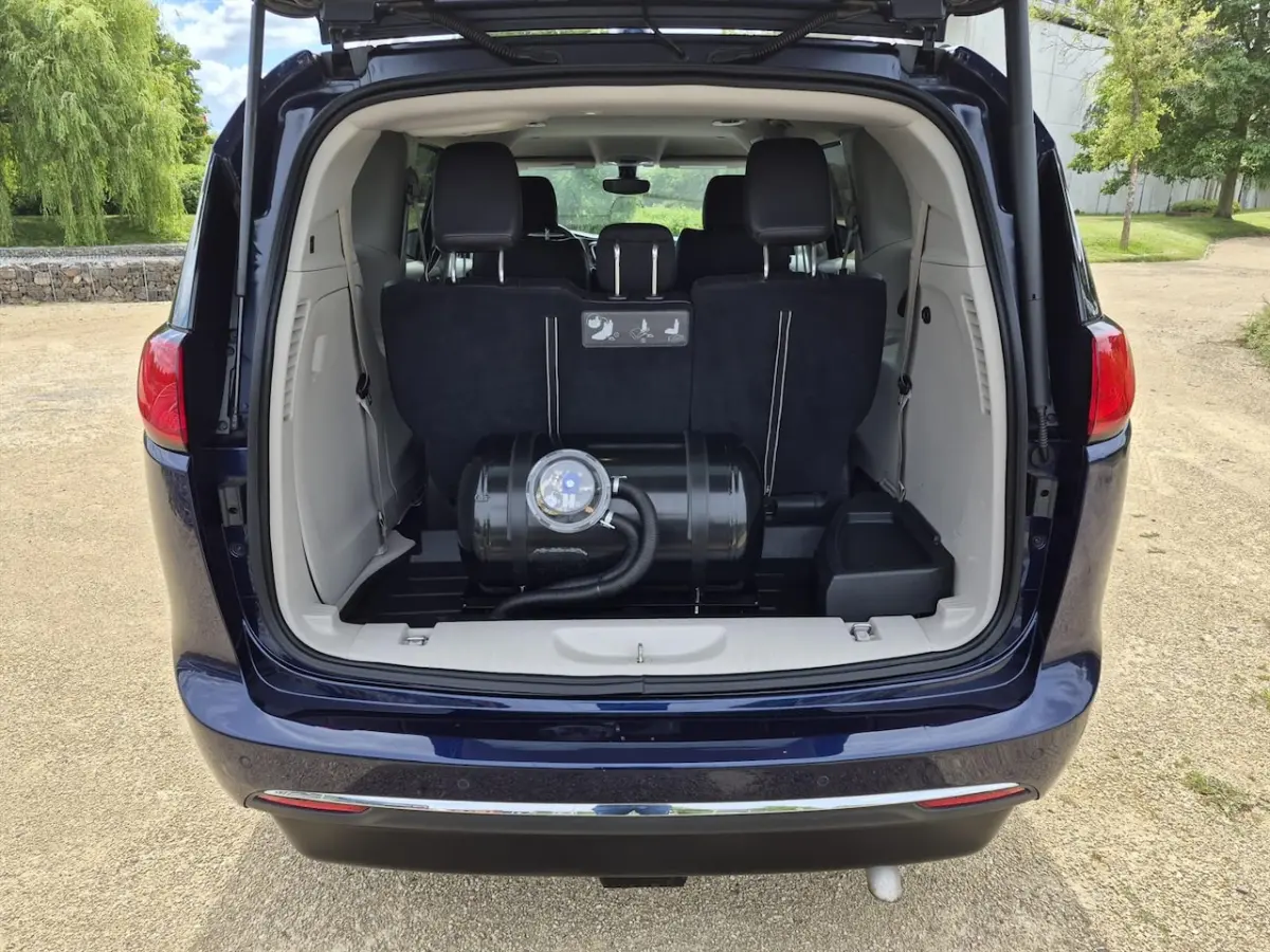 Rolstoelauto LUXE 5+1 of 4+1 (rolstoel voorin SBS of DFW)