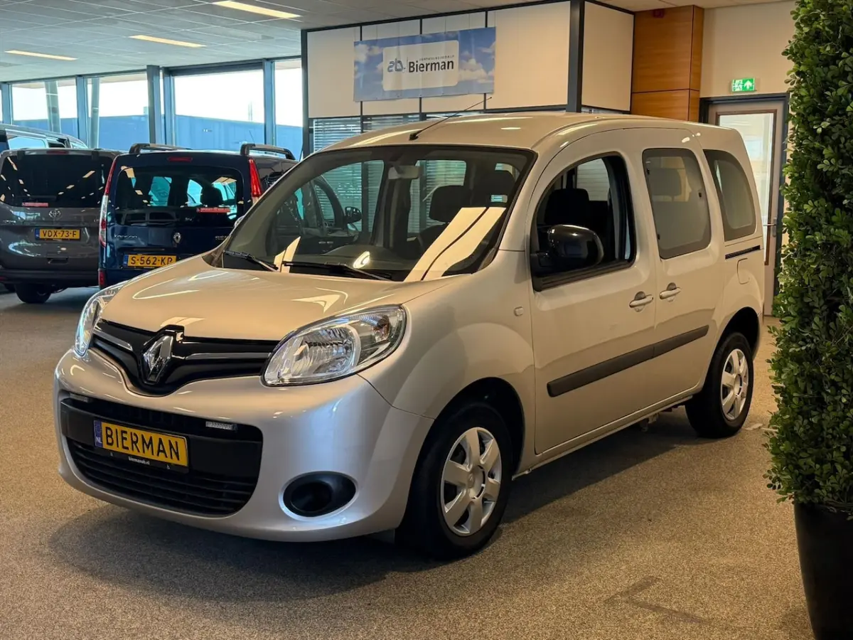 Rolstoelauto XXL-Ombouw 150cm binnenhoogte voor rolstoel