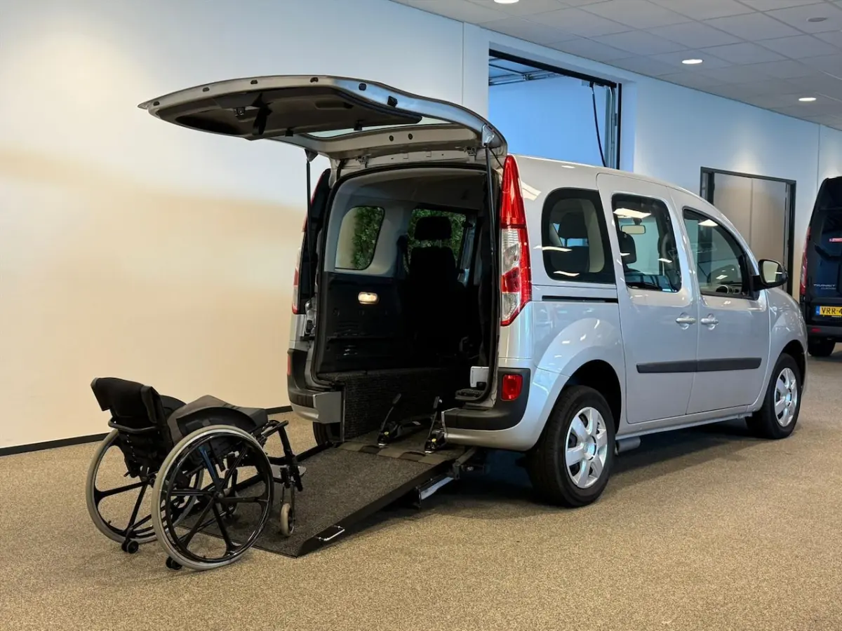 Rolstoelauto XXL-Ombouw 150cm binnenhoogte voor rolstoel