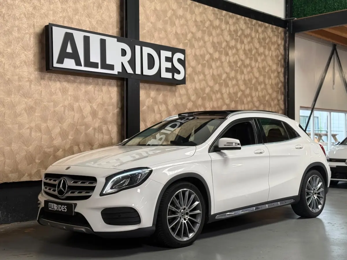 200 AMG Edition White| Pano | Camera | 19 inch | Led |