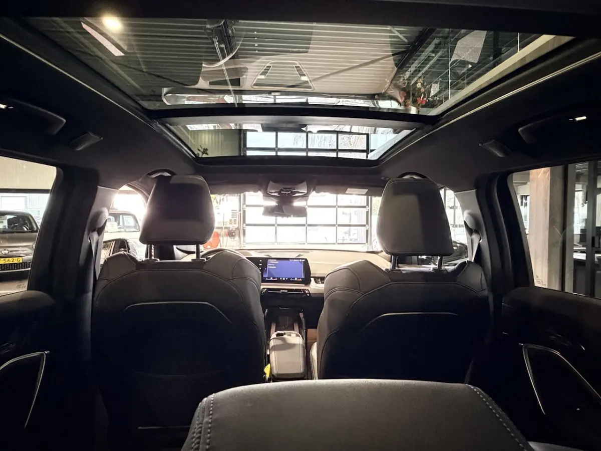 xDrive30e High Executive 326 pk M-Sport | Panorama | HUD | 360 Camera | Carplay/Android
