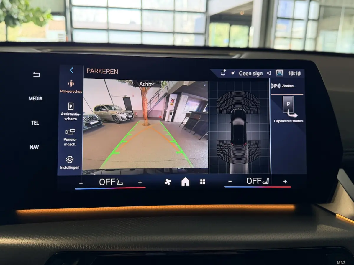 sDrive18i M-Sport Shadow Line Camera | Stoelverwarming | Carplay/Android