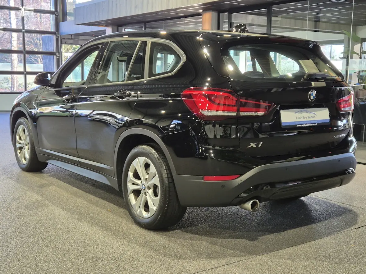 xDrive25e Executive Camera | LED | Stoelverwarming | 4x4 | 1e eigenaar