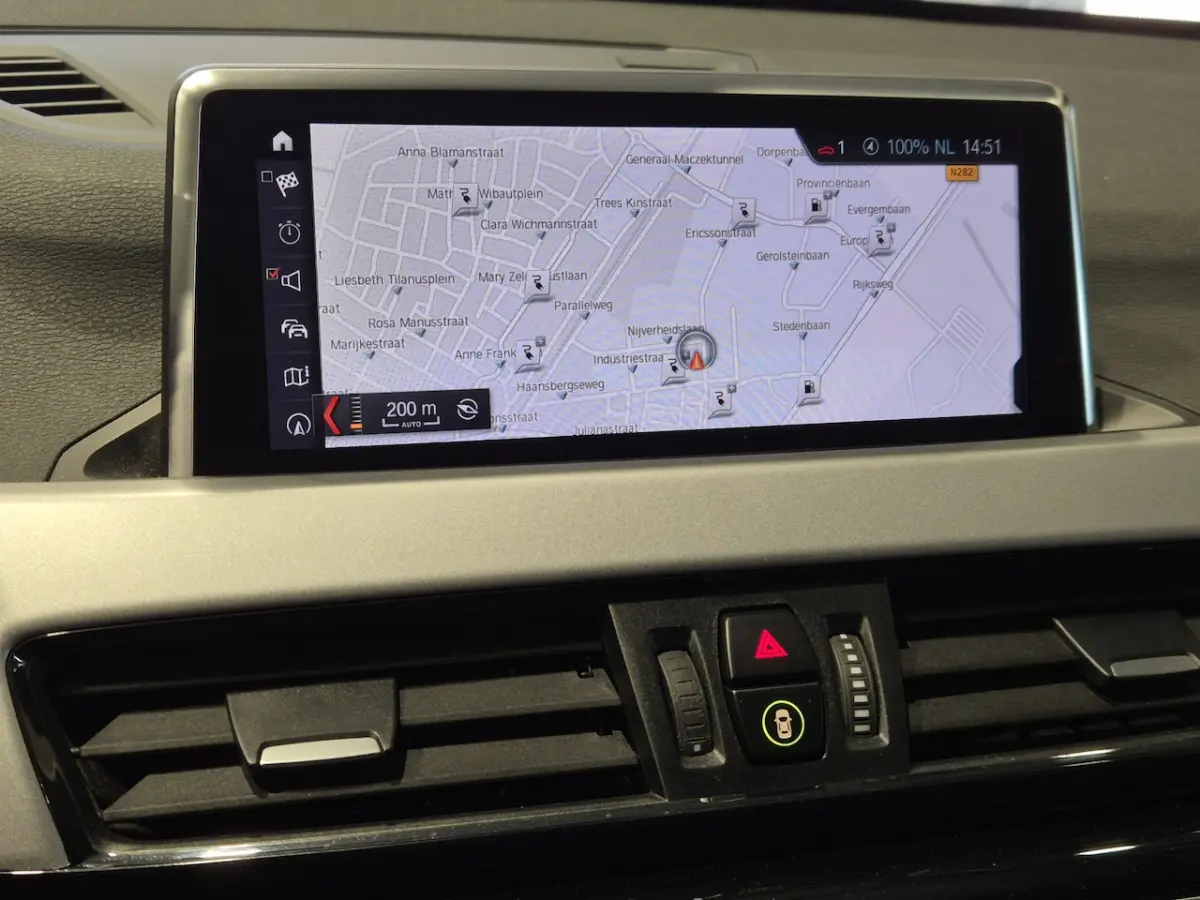 xDrive25e Executive Camera | LED | Stoelverwarming | 4x4 | 1e eigenaar