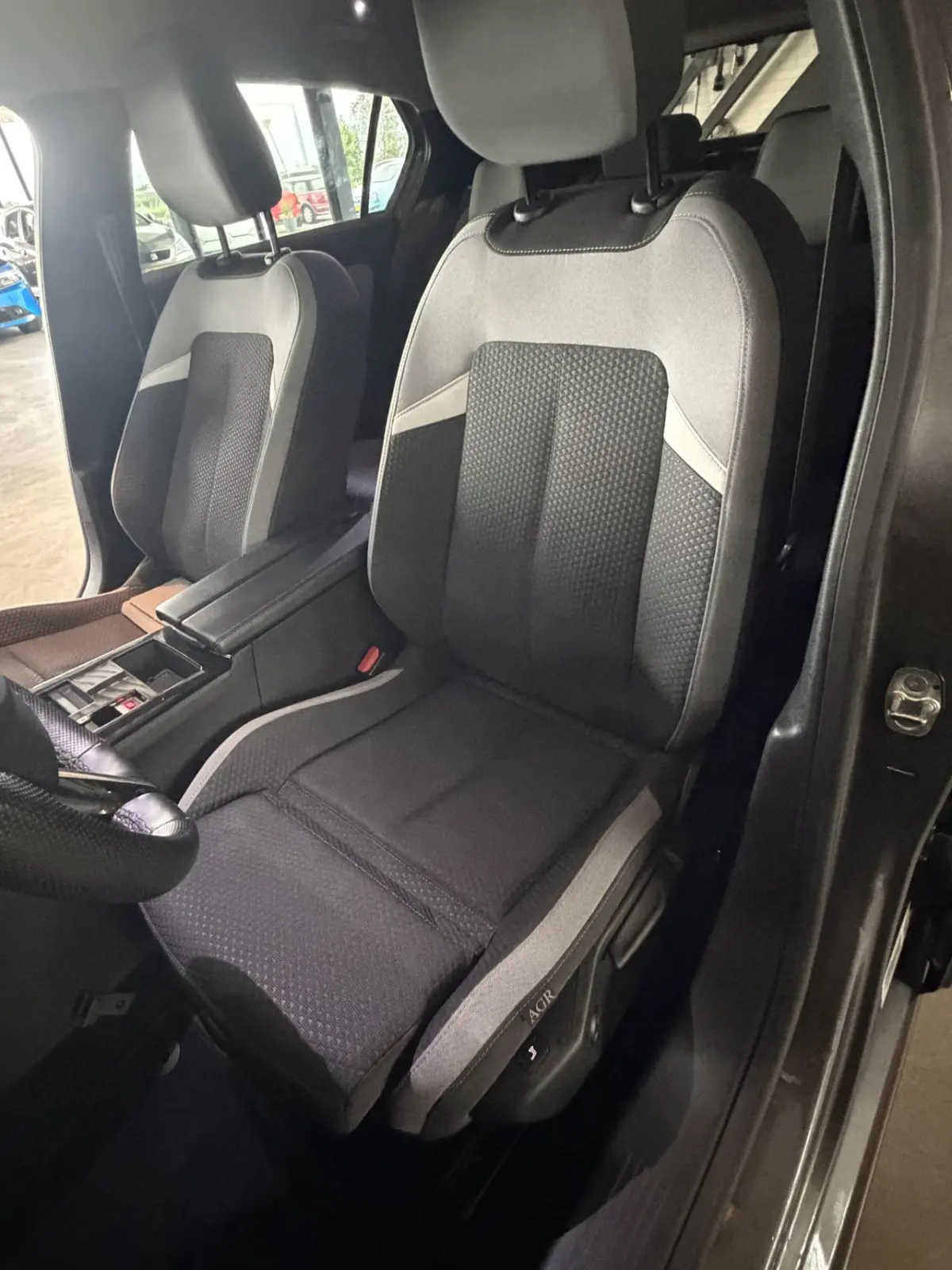 1.6 turbo PHEV 133Kw Business Edition Hybride