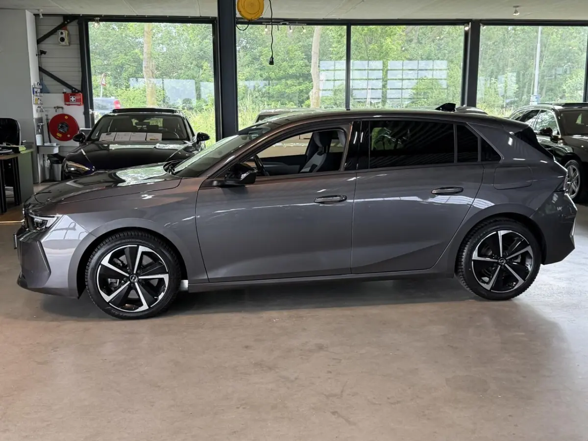 1.6 turbo PHEV 133Kw Business Edition Hybride