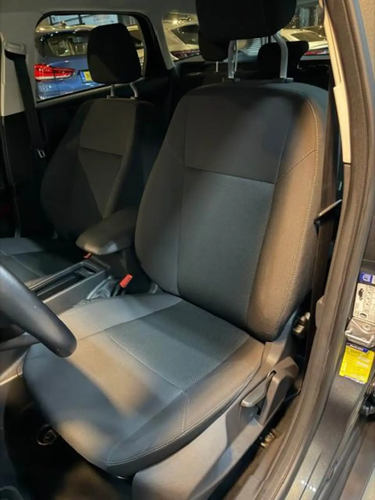 1.0 Lease Edition aut. airco/Carplay/lm/