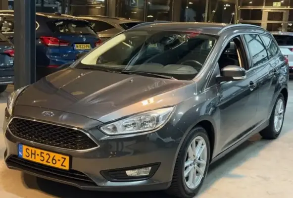 1.0 Lease Edition aut. airco/Carplay/lm/