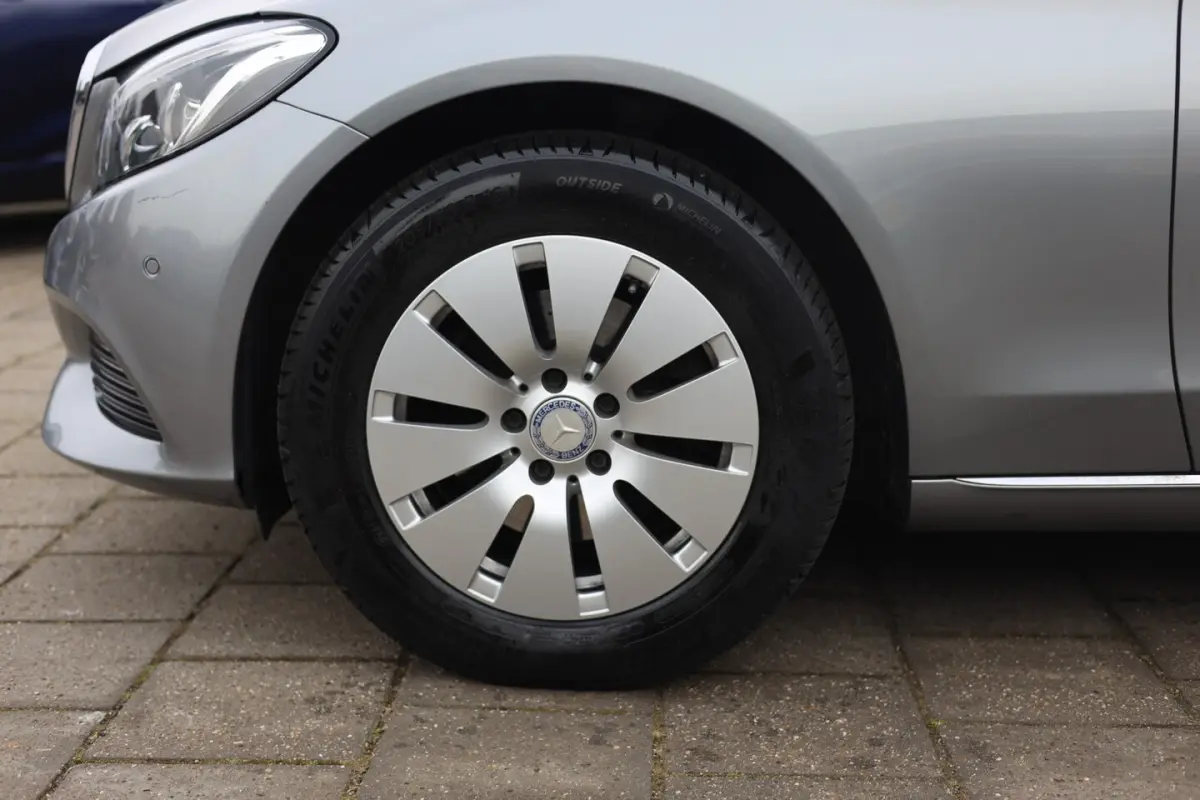 220 CDI PRESTIGE | LEDER | SCHUIFDAK | BURMESTER
