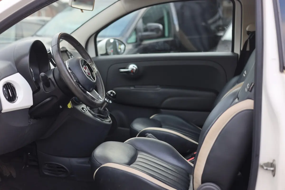 0.9 TWINAIR TURBO LOUNGE | PANO | LEDER | NAVI | 1e EIG