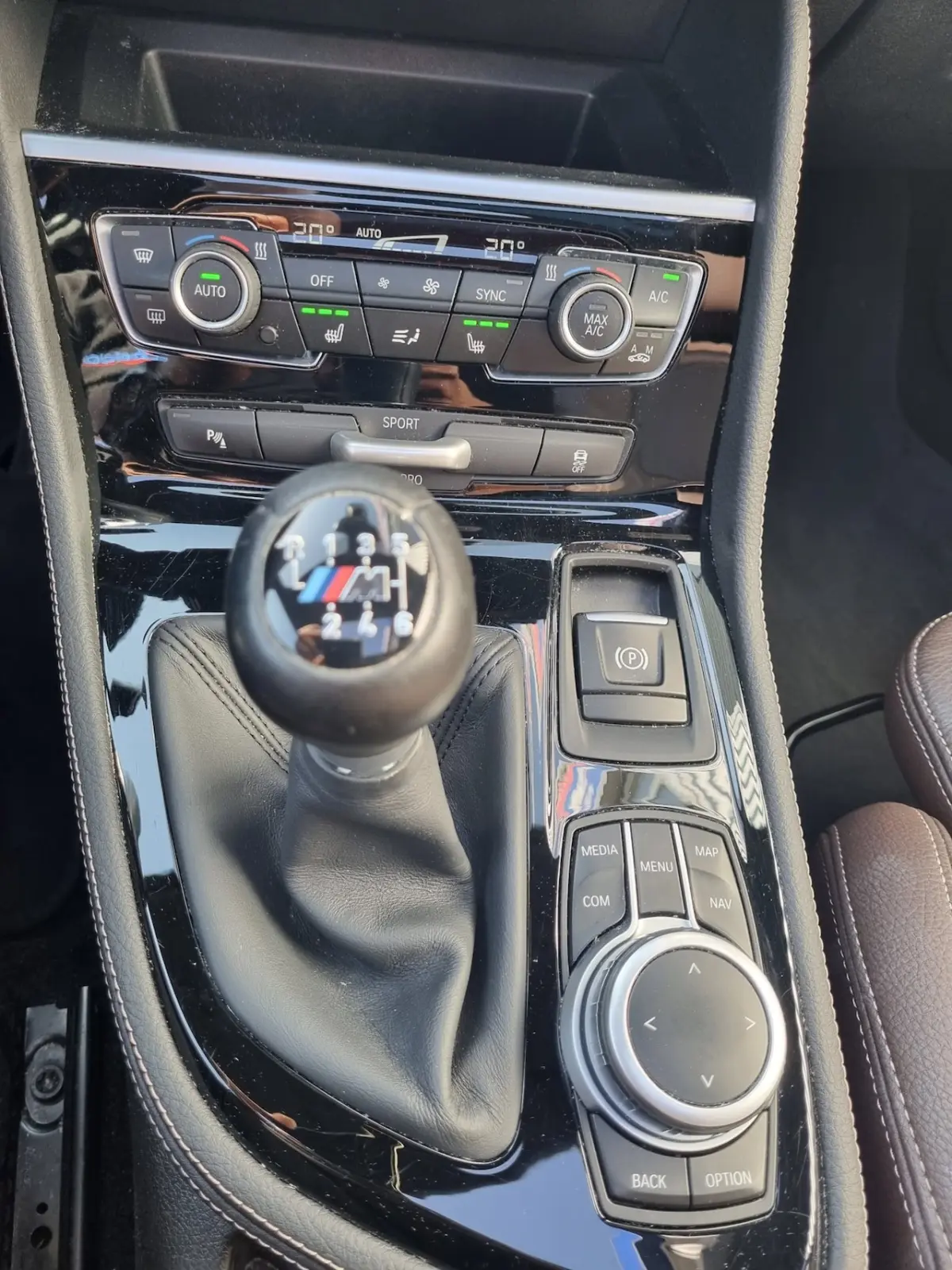 218i High Executive Edition | M/// pakket | panodak | leder