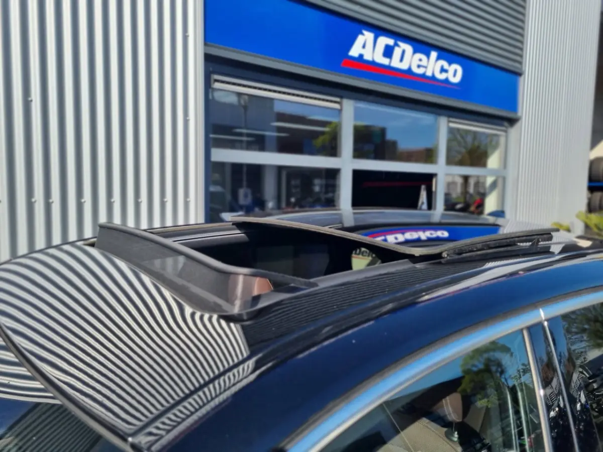218i High Executive Edition | M/// pakket | panodak | leder