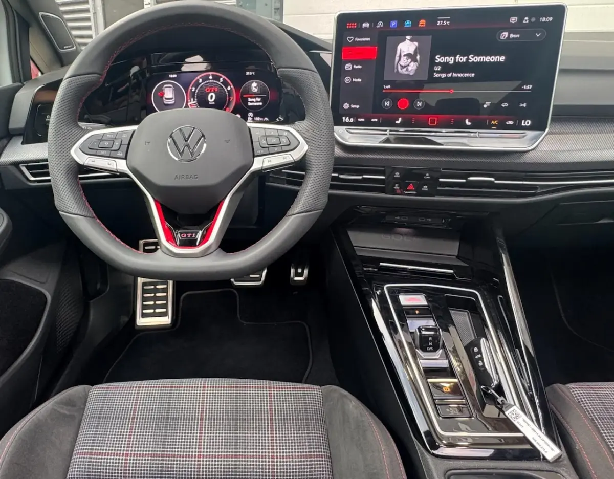 8.5 2.0 TSI GTI l 265pk l 360 camera l Panoramadak l Voll