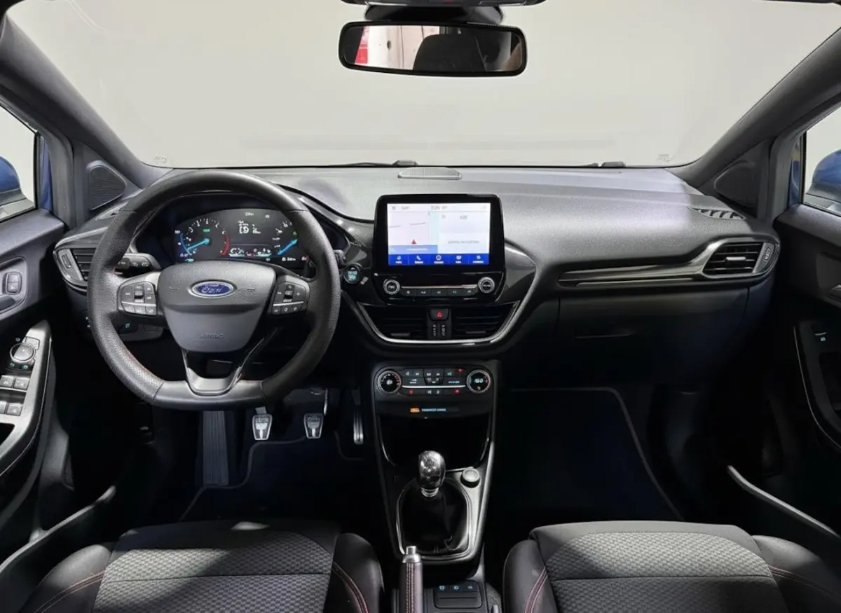 1.0 EcoBoost Hybrid ST-Line NAVI - STOELVERWARMING