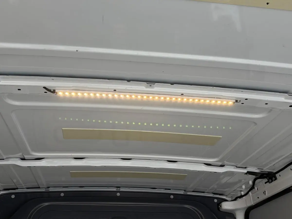 110 CDI AIRCO - TREKHAAK - CRUISE - STOELVERWARMING - BUMPERS IN KLEUR