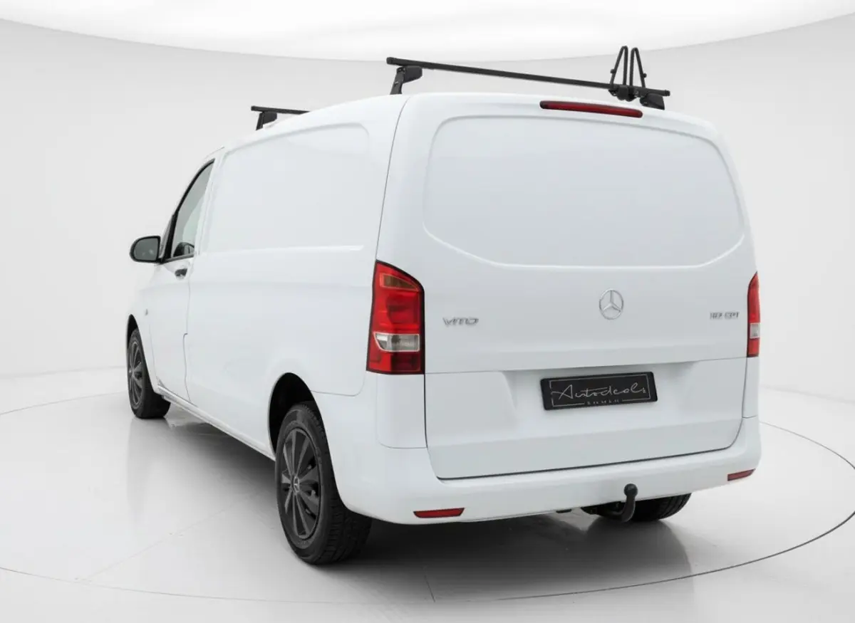 110 CDI AIRCO - TREKHAAK - CRUISE - STOELVERWARMING - BUMPERS IN KLEUR