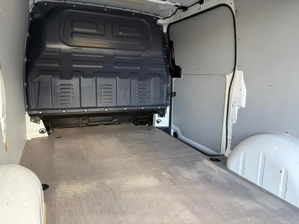110 CDI AIRCO - TREKHAAK - CRUISE - STOELVERWARMING - BUMPERS IN KLEUR