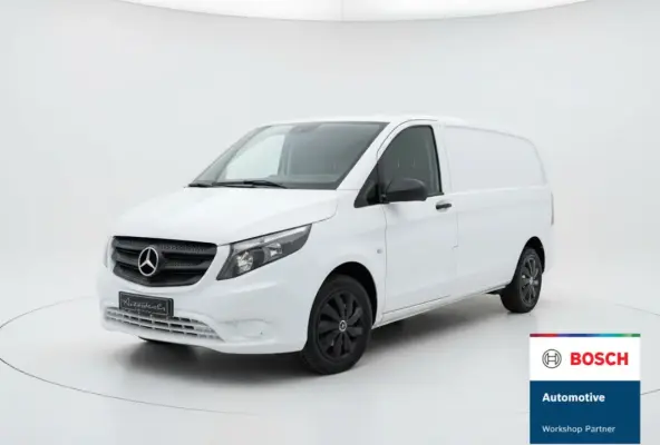 110 CDI AIRCO - TREKHAAK - CRUISE - STOELVERWARMING - BUMPERS IN KLEUR