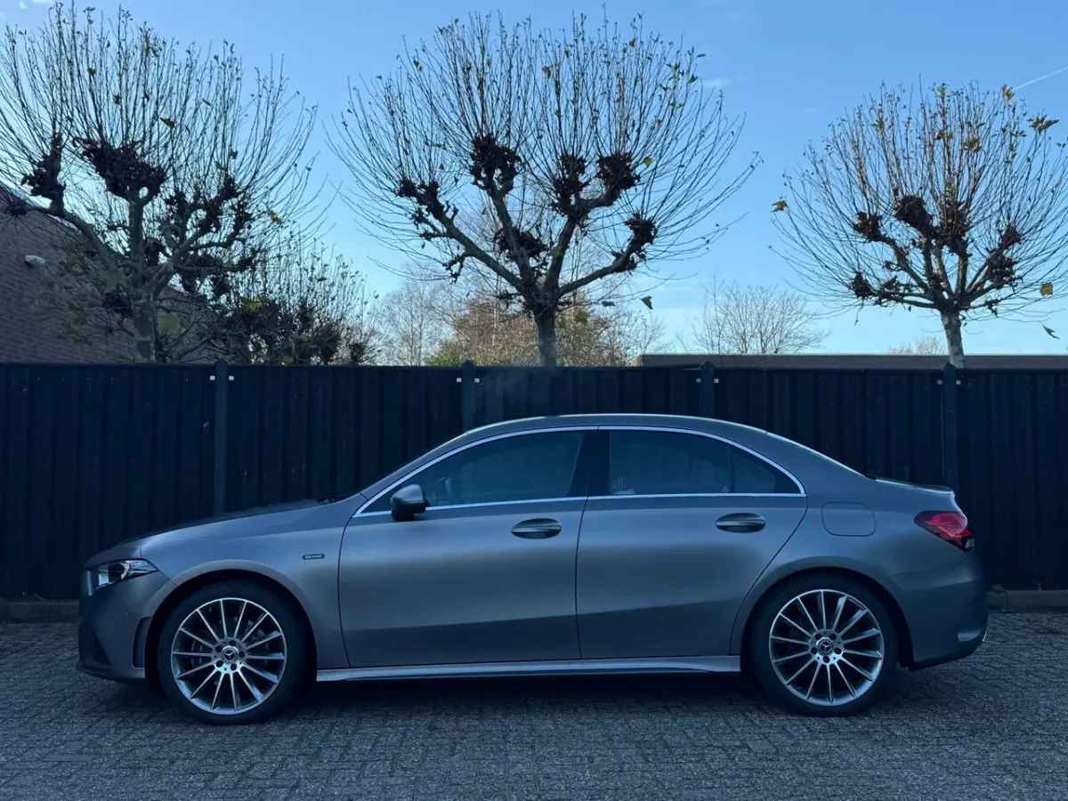 250 e AMG Line