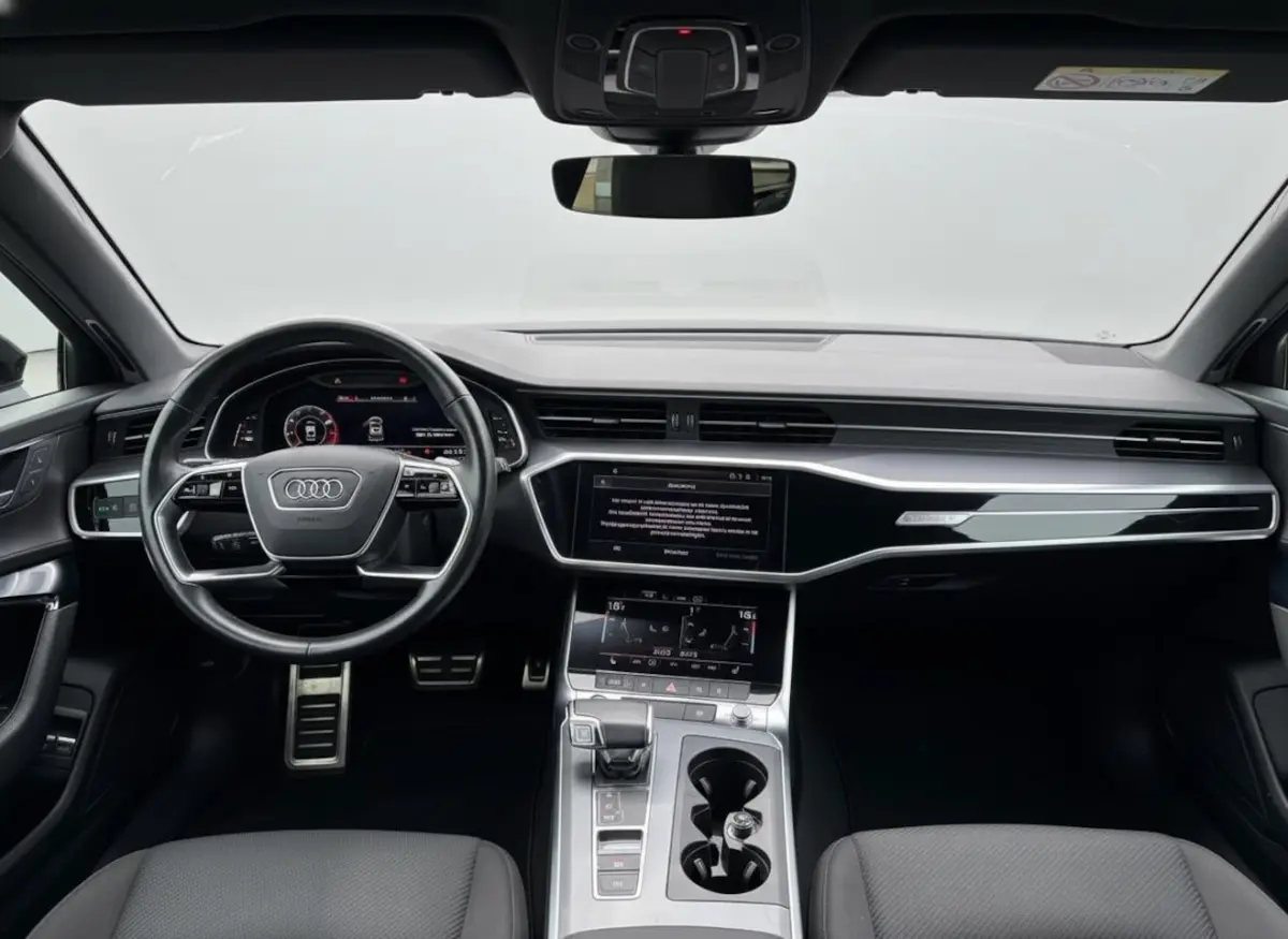 50 TFSI e quattro Business edition TREKHAAK - ACC - NAVI - STOELVERWARMING