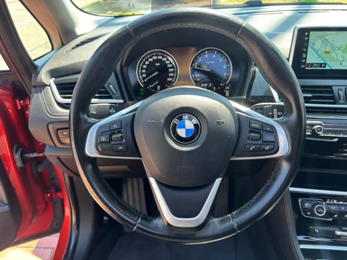 218i High Executive | trekhaak | Full opties | automaat |
