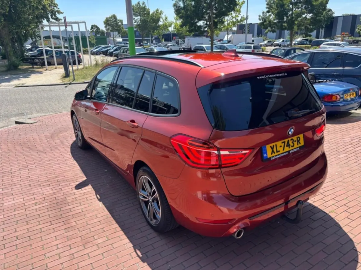 218i High Executive | trekhaak | Full opties | automaat |