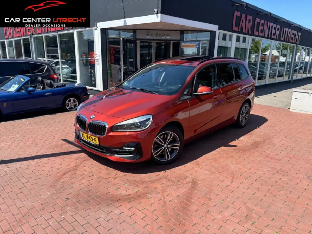 218i High Executive | trekhaak | Full opties | automaat |