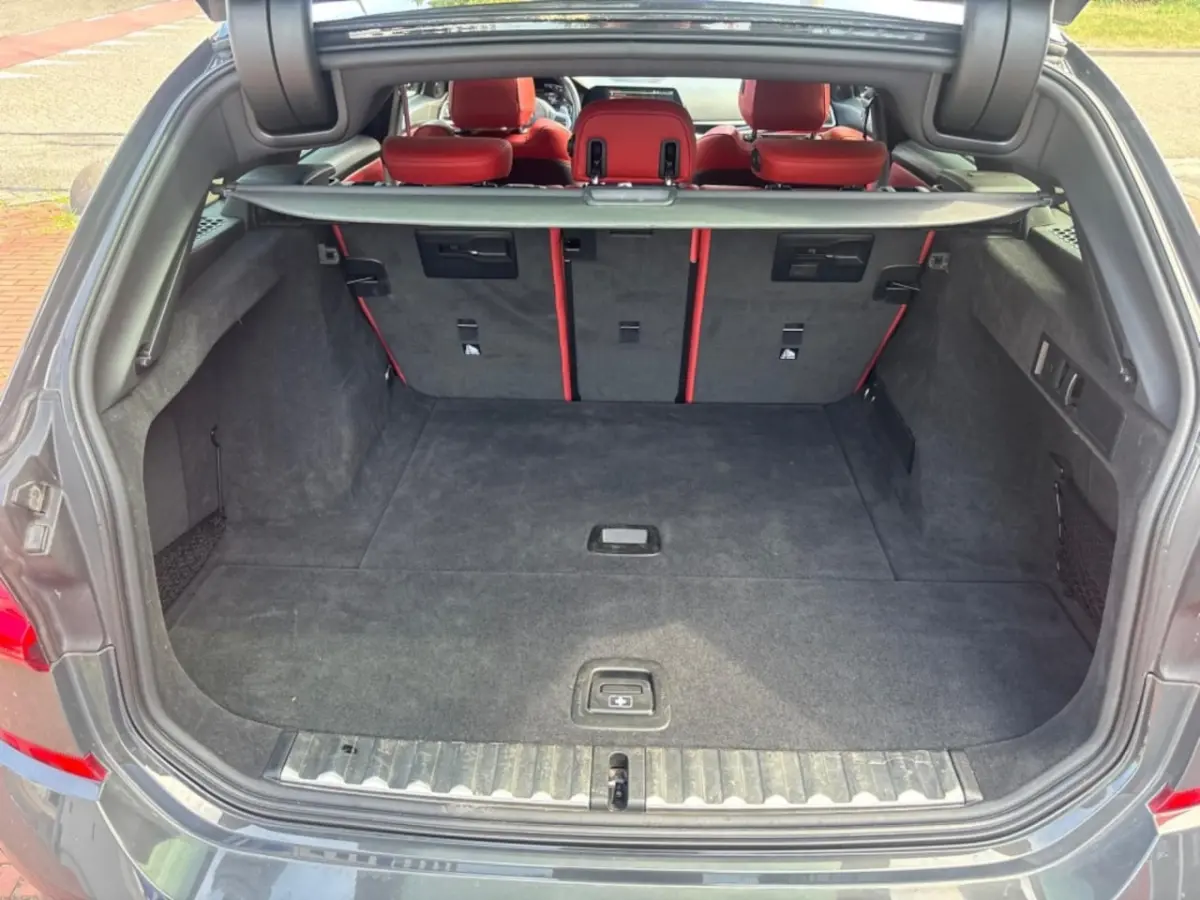 320d xD. High Exec. leer pano automaat navi 158dkm