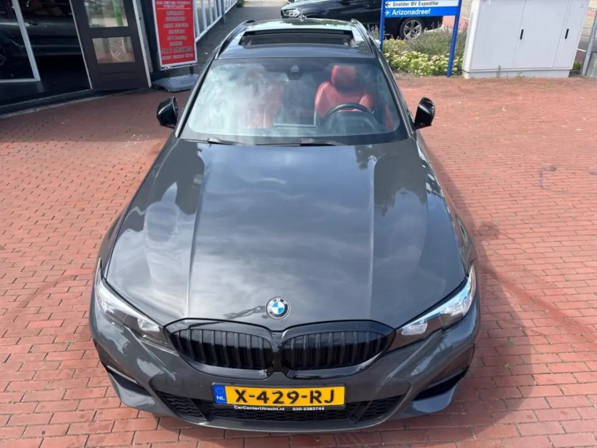 320d xD. High Exec. leer pano automaat navi 158dkm