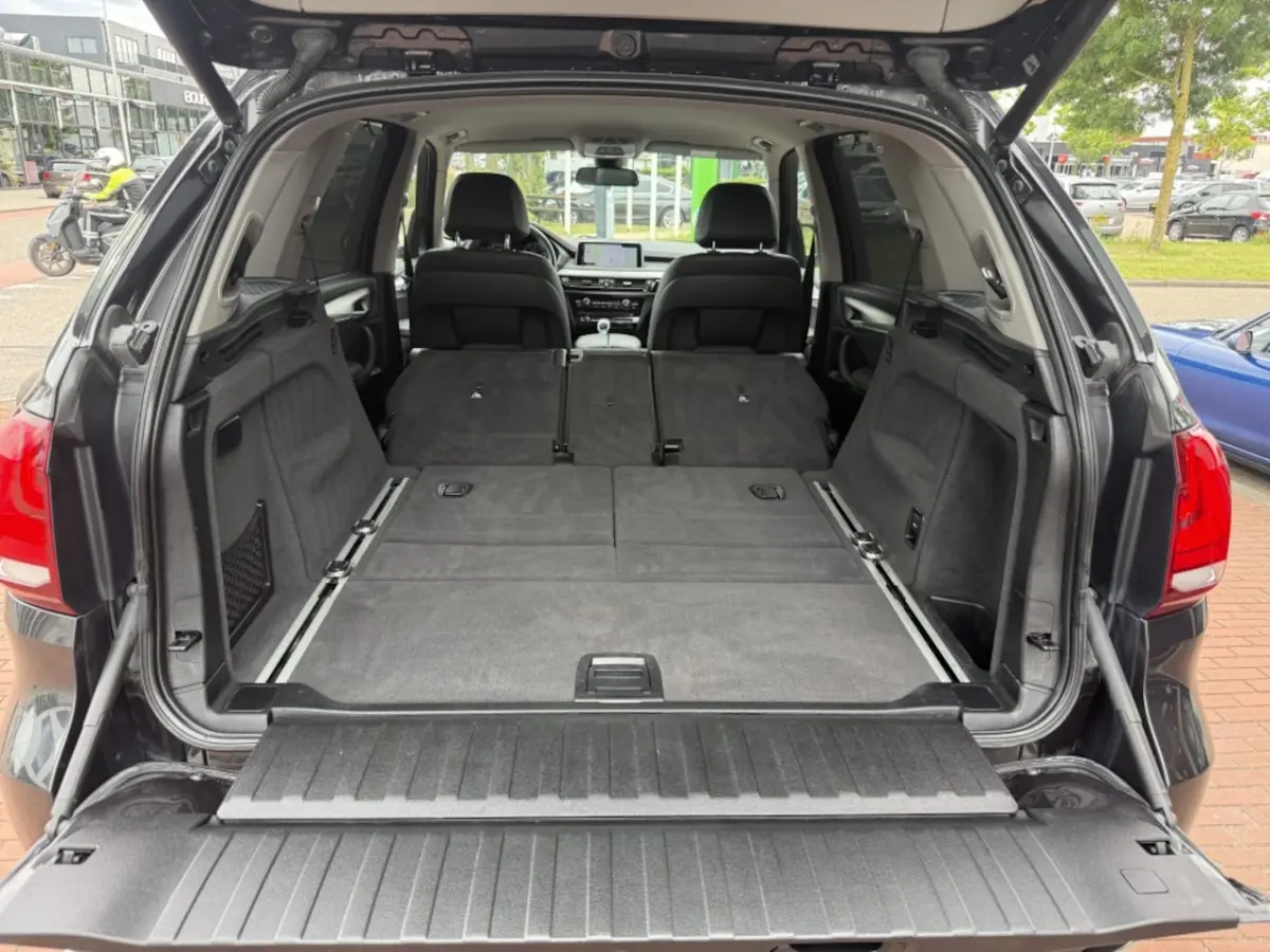 xDrive35i High Ex.7p | trekhaak | automaat | 7 pers | airco | navi |