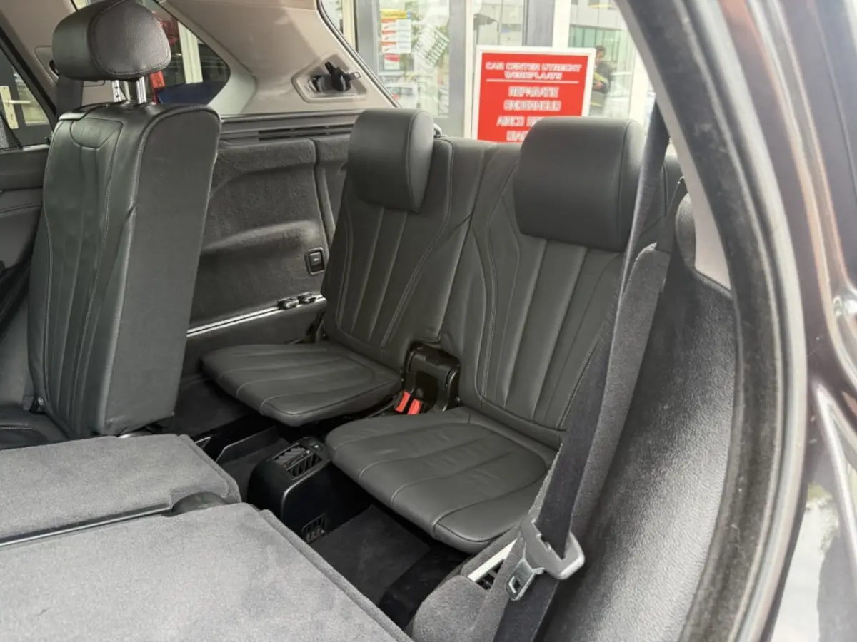 xDrive35i High Ex.7p | trekhaak | automaat | 7 pers | airco | navi |