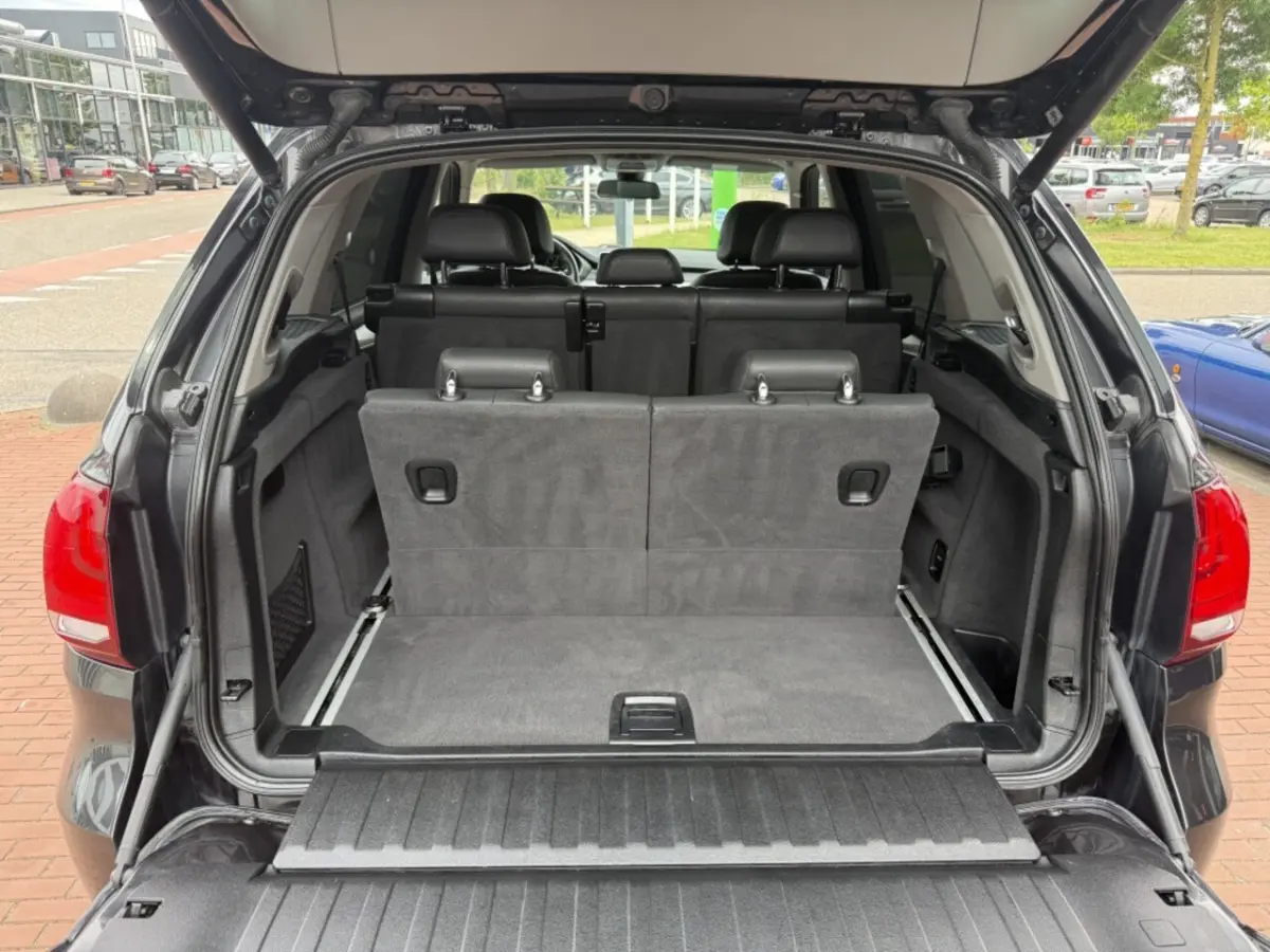 xDrive35i High Ex.7p | trekhaak | automaat | 7 pers | airco | navi |