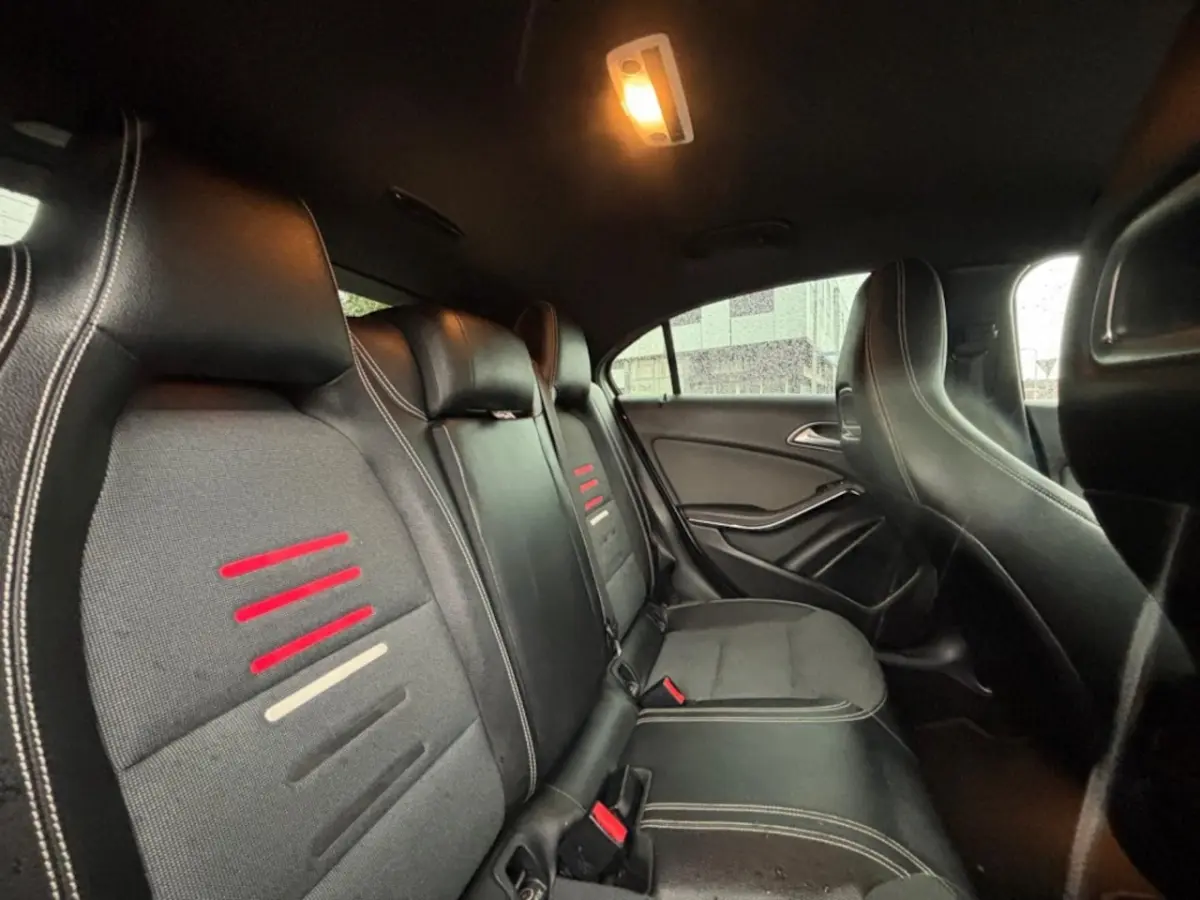 200 Sport Edition | leder | camera | navi | carplay | 179dkm |