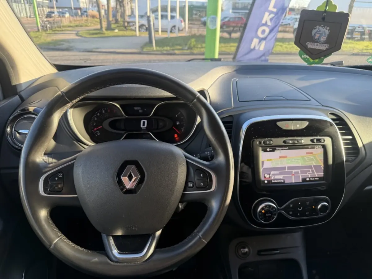 0.9 TCe Life | NAVI | AIRCO | 78DKM |