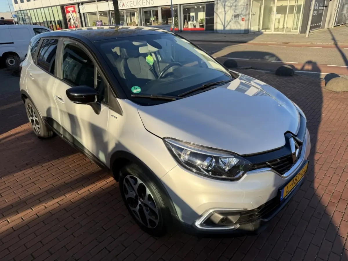 0.9 TCe Life | NAVI | AIRCO | 78DKM |